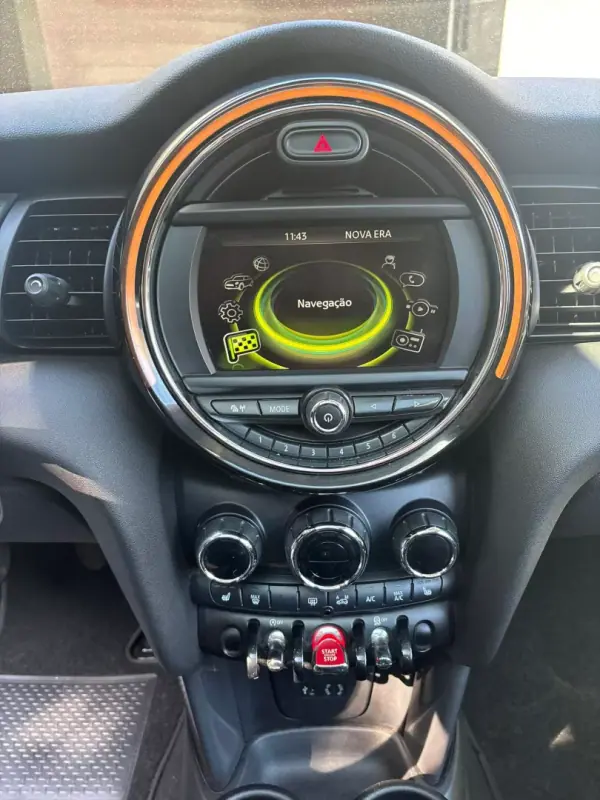 MINI Cooper 2016 - 13900 EUR, 160000 km - AUTO.MOTO.pt - 160000km - foto 15 de 24