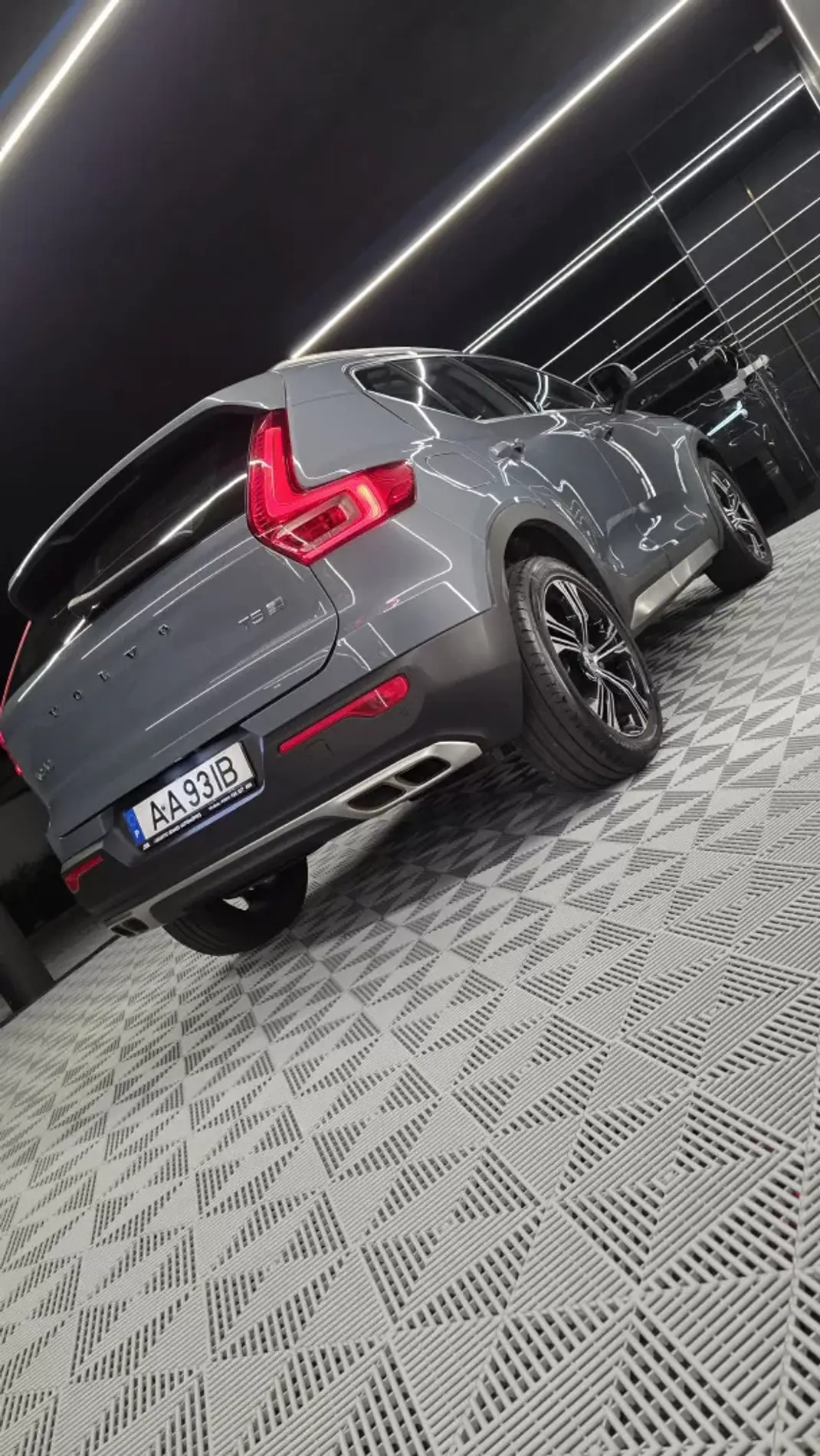 Volvo XC 40 2020 - 27750 EUR, 139000 km - AUTO.MOTO.pt - 139000km - foto 12 de 21