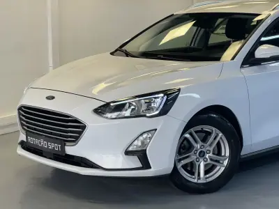Ford Focus SW 2020 - 12990 EUR, 170000 km - AUTO.MOTO.pt - 170000km - foto 3 de 38