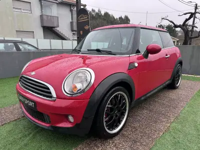 MINI One 2009 - 6900 EUR, 190000 km - AUTO.MOTO.pt - 190000km - foto 3 de 38