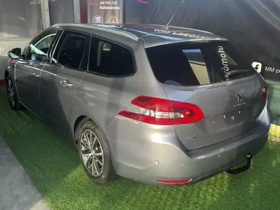 Peugeot 308 SW 2016 - 9990 EUR, 175000 km - 175000km - foto 4 de 16
