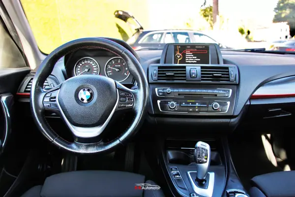 BMW 118 2012 - 12500 EUR, 216000 km - AUTO.MOTO.pt - 216000km - foto 18 de 24