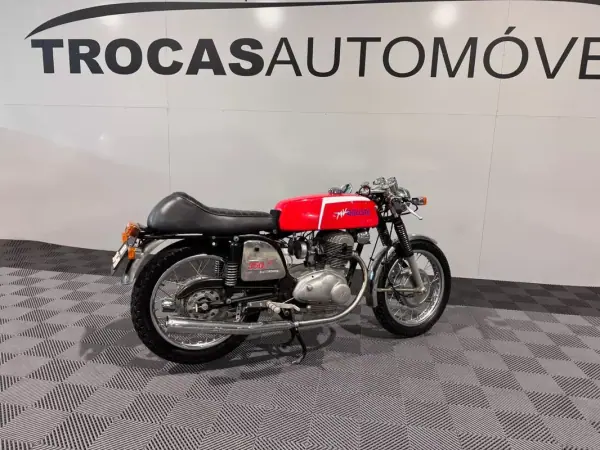 MV Agusta 1978 - 12900 EUR, 3500 km - AUTO.MOTO.pt - 3500km - foto 7 de 16