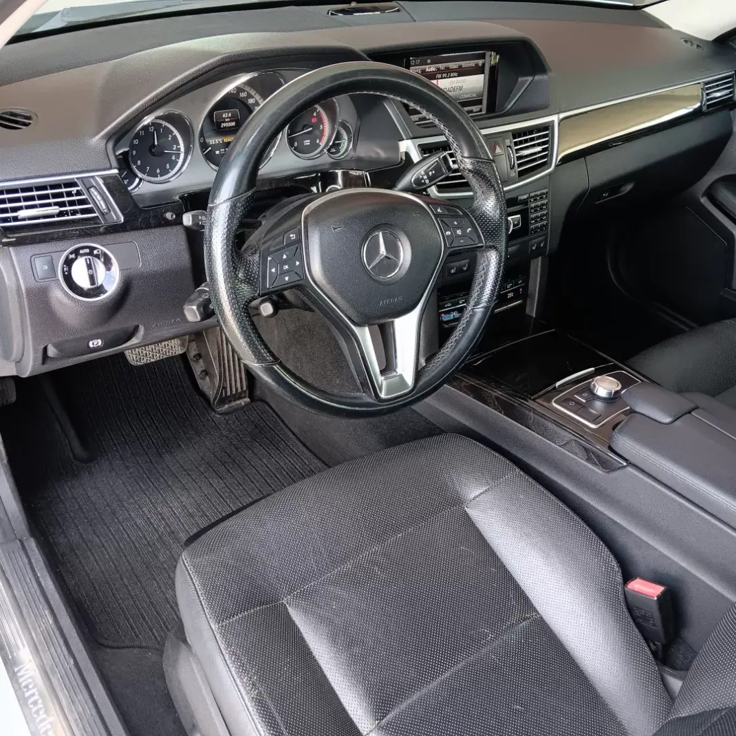Mercedes-Benz E 300 2012 - 14500 EUR, 295499 km - 295499km - foto 14 de 29