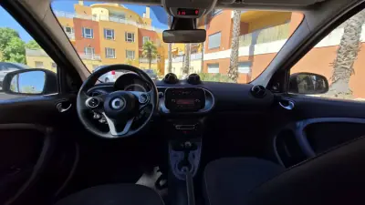 Smart ForFour 2016 - 10980 EUR, 90000 km - AUTO.MOTO.pt - 90000km - foto 2 de 11