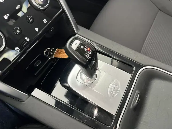 Land Rover Discovery Sport 2021 - 28900 EUR, 106249 km - AUTO.MOTO.pt - 106249km - foto 17 de 25