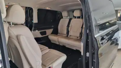 Mercedes-Benz V 300 2022 - 70000 EUR, 119675 km - AUTO.MOTO.pt - 119675km - foto 13 de 20