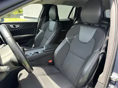 Volvo V60 2020 - 20900 EUR, 100000 km - AUTO.MOTO.pt - 100000km - foto 26 de 59