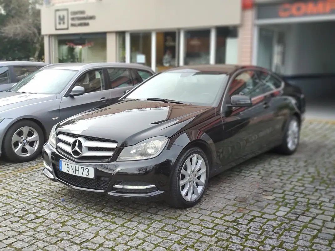 Mercedes-Benz C 220 2012 - 14900 EUR, 222999 km - AUTO.MOTO.pt - 222999km - foto 5 de 15
