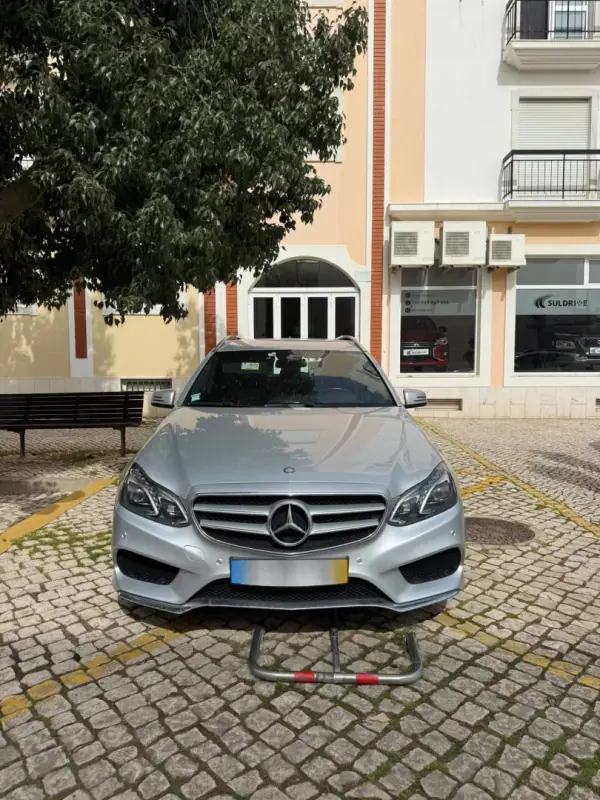 Mercedes-Benz E 250 2016 - 23000 EUR, 192000 km - AUTO.MOTO.pt - 192000km - foto 2 de 15