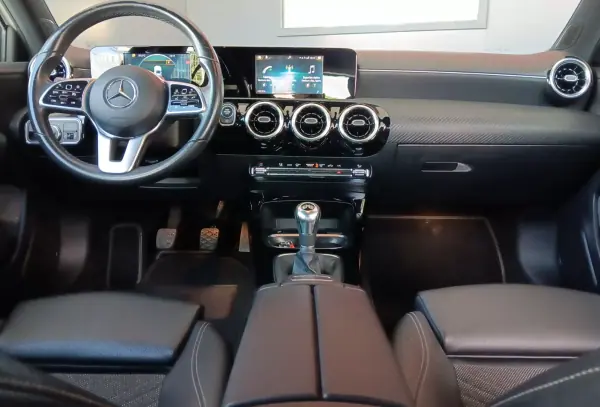 Mercedes-Benz A 180 2021 - 26500 EUR, 83875 km - AUTO.MOTO.pt - 83875km - foto 11 de 30