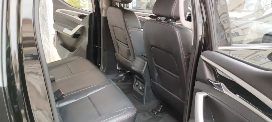 Maxus 2023 - 31500 EUR, 12635 km - AUTO.MOTO.pt - 12635km - foto 20 de 26