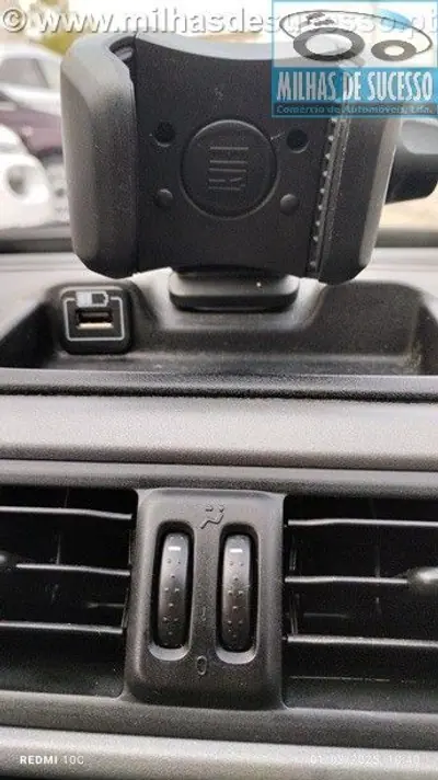 Fiat Panda 2017 - 7950 EUR, 92000 km - AUTO.MOTO.pt - 92000km - foto 28 de 28