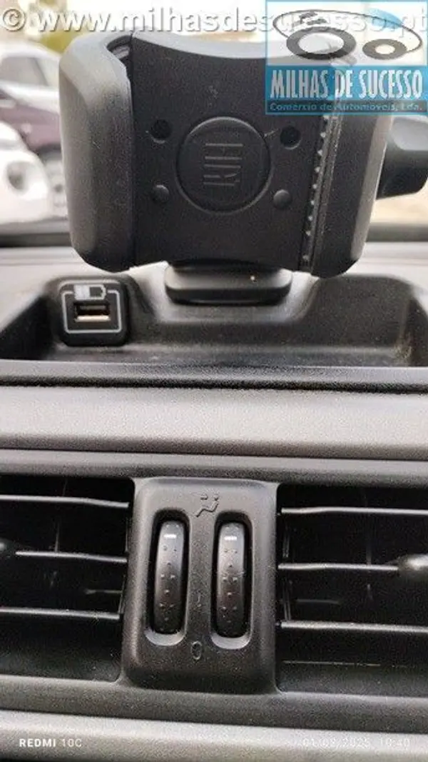Fiat Panda 2017 - 7950 EUR, 92000 km - AUTO.MOTO.pt - 92000km - foto 28 de 28