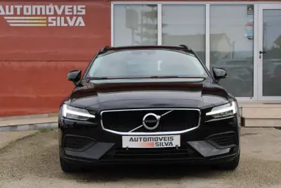 Volvo V60 2021 - 24990 EUR, 154000 km - AUTO.MOTO.pt - 154000km - foto 6 de 30