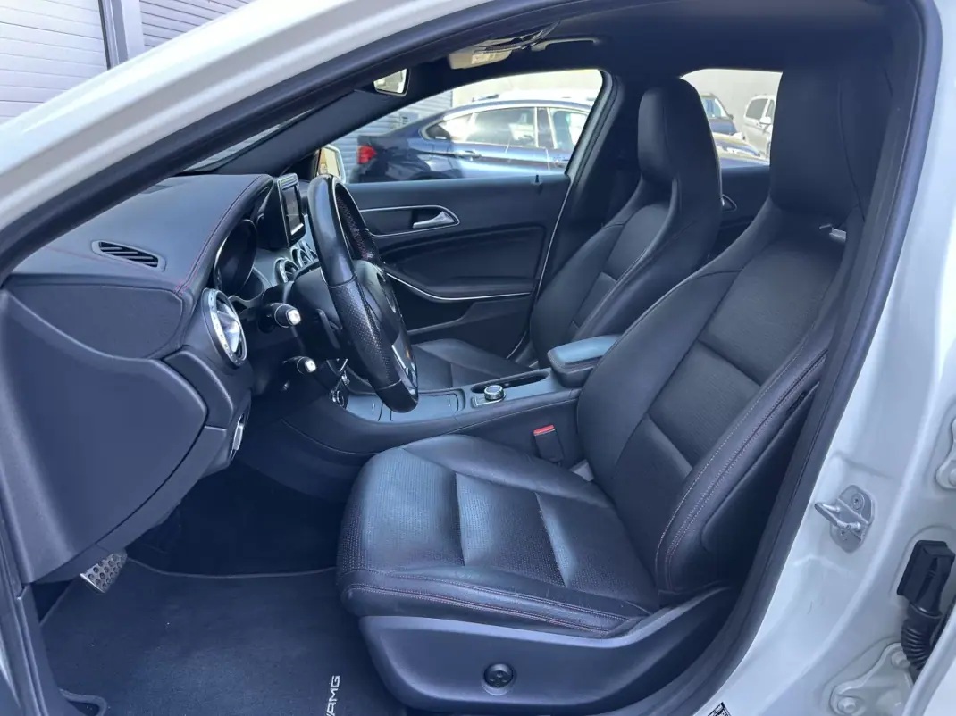 Mercedes-Benz GLA 220 2014 - 17900 EUR, 160000 km - 160000km - foto 48 de 64