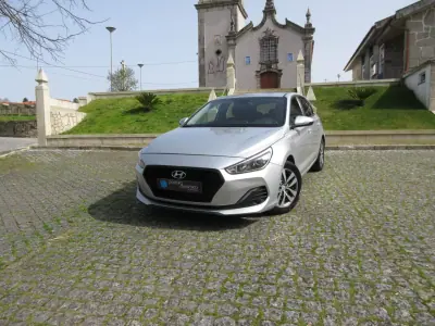Hyundai i30 2019 - 14990 EUR, 108000 km - 108000km - foto 42 de 42