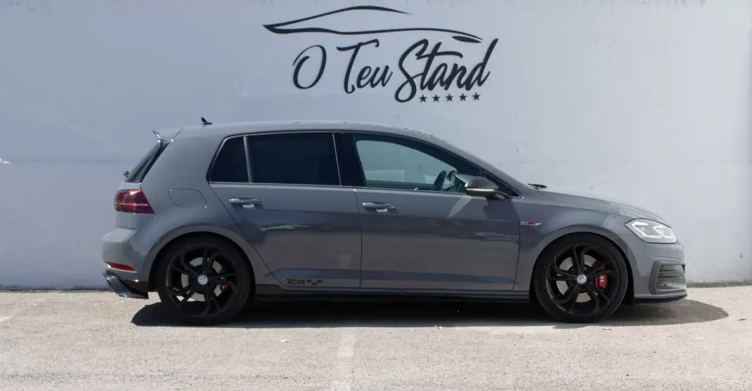 Volkswagen Golf 2019 - 27999 EUR, 121000 km - AUTO.MOTO.pt - 121000km - foto 6 de 40