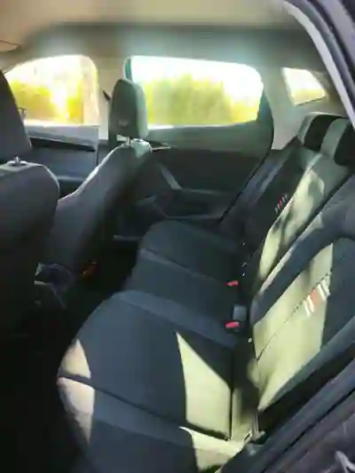SEAT Ibiza 1 2018 — foto 5 de 15