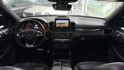 Mercedes-Benz GLE 63 AMG 2015 - 99990 EUR, 149475 km - AUTO.MOTO.pt - 149475km - foto 15 de 42