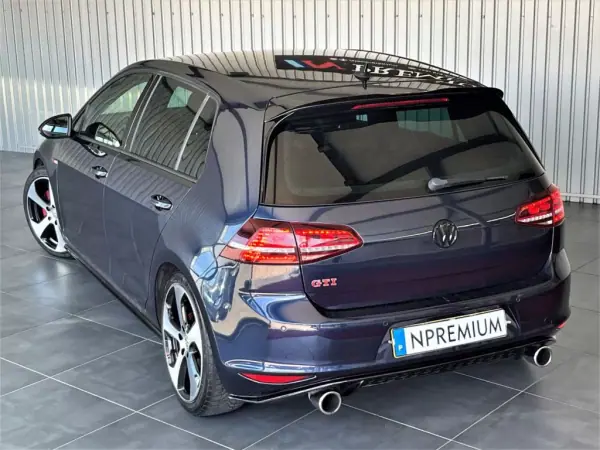 Volkswagen Golf 2015 - 24990 EUR, 162000 km - AUTO.MOTO.pt - 162000km - foto 14 de 58