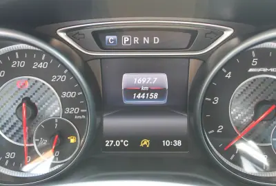 Mercedes-Benz A 45 AMG 2017 - 32990 EUR, 144000 km - AUTO.MOTO.pt - 144000km - foto 36 de 40