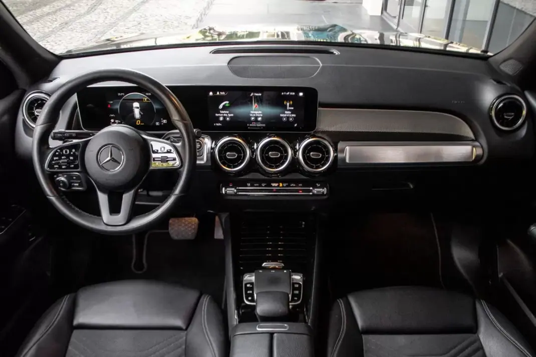 Mercedes-Benz GLB 180 2020 - 31950 EUR, 130184 km - AUTO.MOTO.pt - 130184km - foto 34 de 44