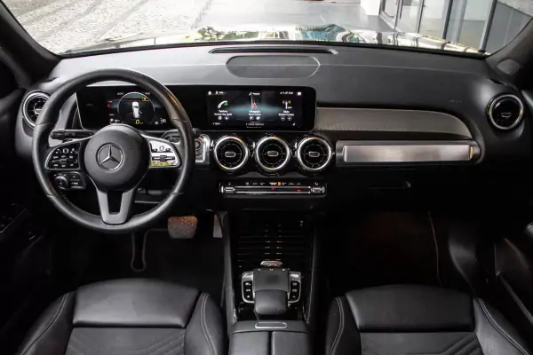 Mercedes-Benz GLB 180 2020 - 31950 EUR, 130184 km - AUTO.MOTO.pt - 130184km - foto 34 de 44