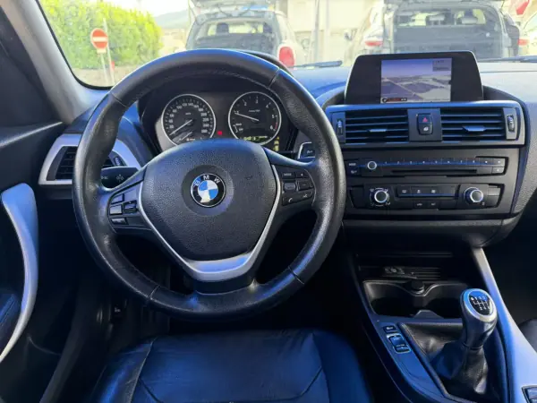 BMW 116 2012 - 10750 EUR, 232000 km - AUTO.MOTO.pt - 232000km - foto 22 de 34
