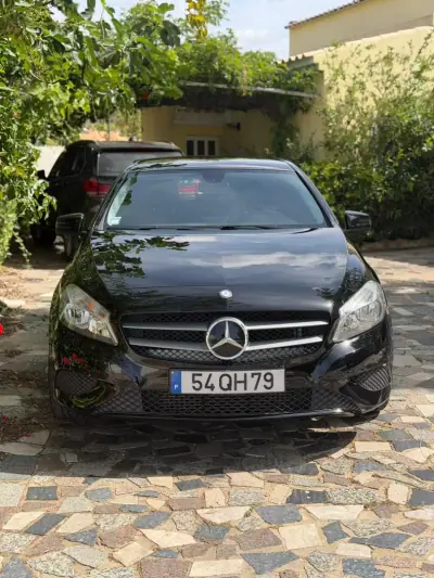 Mercedes-Benz A 160 2015 - 16900 EUR, 122877 km - AUTO.MOTO.pt - 122877km - foto 2 de 8