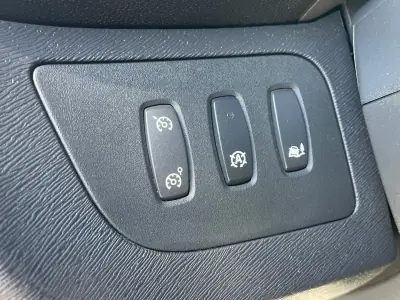 Renault Kangoo 1.5 dCi Longa IVA Dedutível 2021 - 13900 EUR, 151000 km - AUTO.MOTO.pt - 151000km - foto 25 de 27