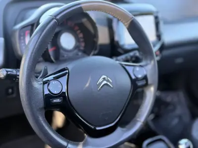 Citroën C1 2015 - 9999 EUR, 50000 km - AUTO.MOTO.pt - 50000km - foto 12 de 16