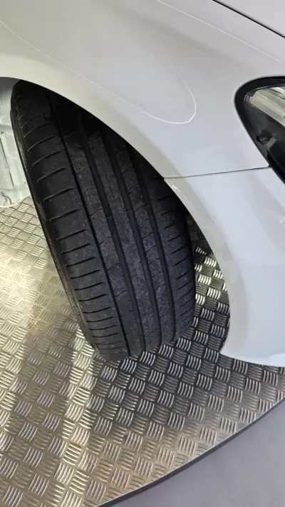Mercedes-Benz C 350 2015 - 22500 EUR, 187084 km - AUTO.MOTO.pt - 187084km - foto 32 de 54