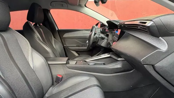 Peugeot 308 SW 2022 - 16900 EUR, 214000 km - AUTO.MOTO.pt - 214000km - foto 11 de 12
