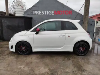 Fiat 500 2009 - 11900 EUR, 123000 km - AUTO.MOTO.pt - 123000km - foto 4 de 9