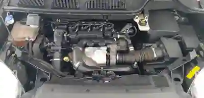 Ford Focus C-Max 2005 - 4250 EUR, 232000 km - AUTO.MOTO.pt - 232000km - foto 14 de 15