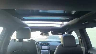 Jaguar F-Pace 2017 - 18900 EUR, 149000 km - 149000km - foto 9 de 23