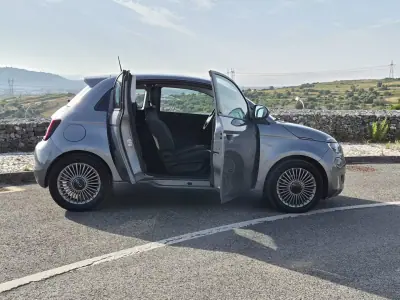 Fiat 500 3 + 1 2021 - 16550 EUR, 57176 km - AUTO.MOTO.pt - 57176km - foto 3 de 30