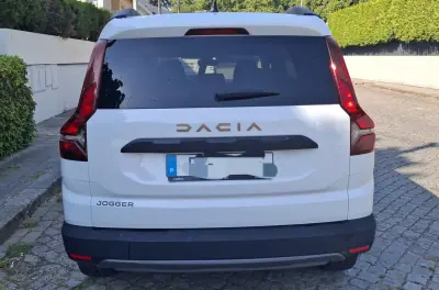 Dacia Jogger 2024 - 21500 EUR, 98000 km - AUTO.MOTO.pt - 98000km - foto 9 de 12
