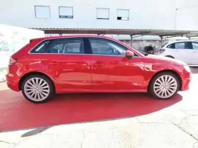 Audi A3 Sportback 2015 - 17500 EUR, 195633 km - AUTO.MOTO.pt - 195633km - foto 5 de 41