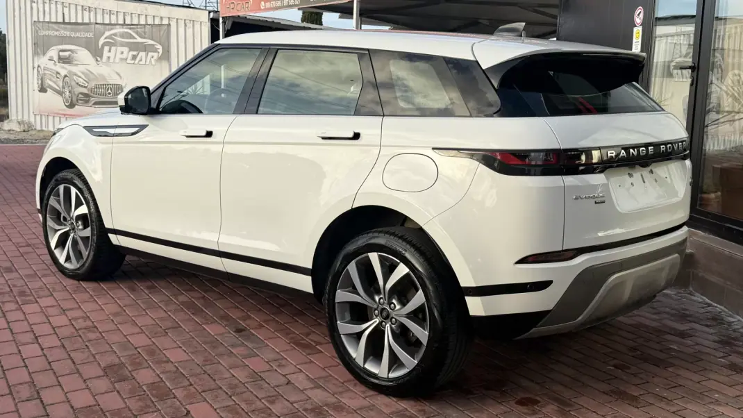 Land Rover Range Rover Evoque 2021 - 31990 EUR, 60000 km - 60000km - foto 20 de 34