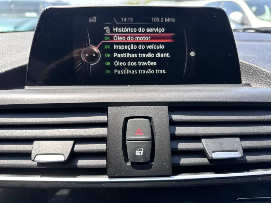 BMW 116 2015 - 14500 EUR, 200000 km - AUTO.MOTO.pt - 200000km - foto 33 de 50