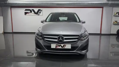 Mercedes-Benz B 180 2017 - 15990 EUR, 120000 km - AUTO.MOTO.pt - 120000km - foto 18 de 27