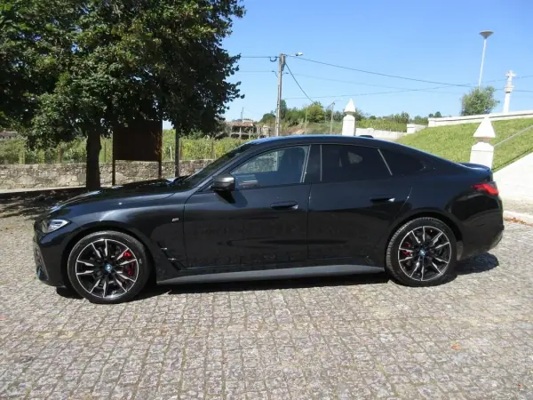 BMW i4 2022 - 49990 EUR, 67000 km - AUTO.MOTO.pt - 67000km - foto 5 de 59