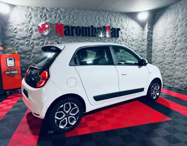 Renault Twingo 2020 - 11990 EUR, 60657 km - AUTO.MOTO.pt - 60657km - foto 4 de 25