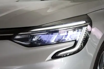 Renault Clio 2023 - 15950 EUR, 52147 km - AUTO.MOTO.pt - 52147km - foto 15 de 45