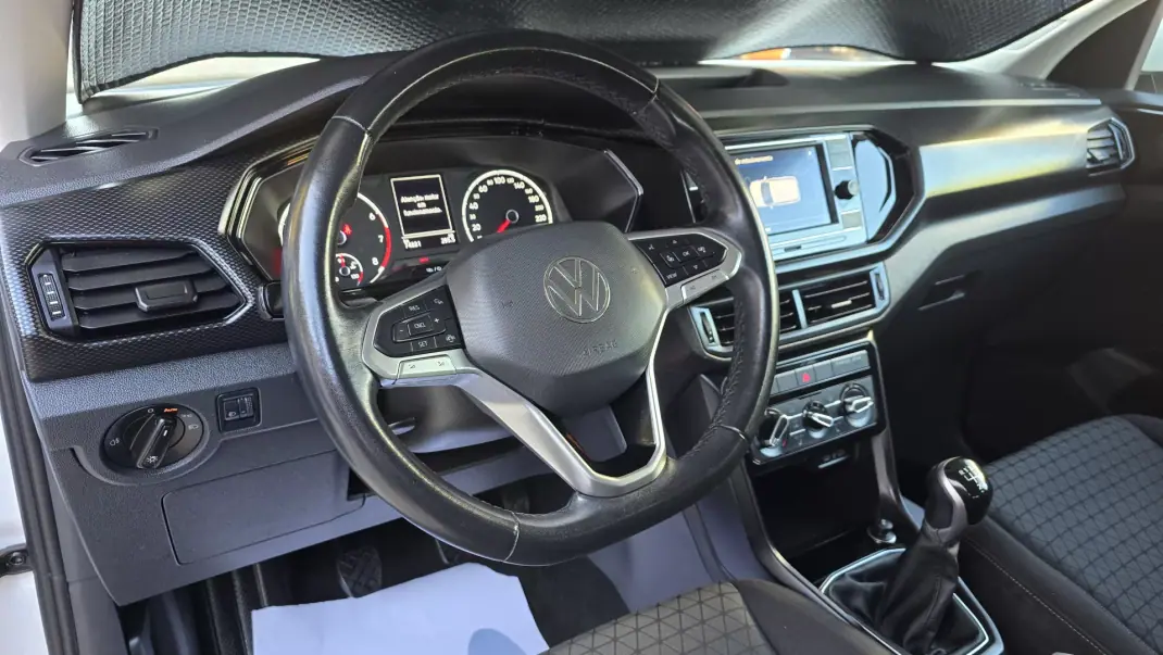 Volkswagen T-Cross 2022 - 16000 EUR, 74880 km - AUTO.MOTO.pt - 74880km - foto 13 de 20