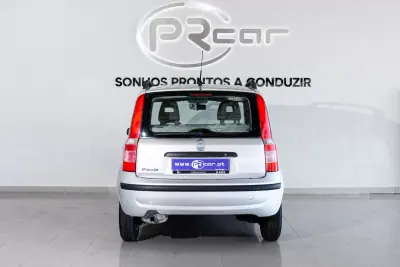 Fiat Panda 2006 - 3900 EUR, 75461 km - AUTO.MOTO.pt - 75461km - foto 11 de 22