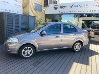 Chevrolet Aveo 2010 - 6250 EUR, 130160 km - AUTO.MOTO.pt - 130160km - foto 6 de 22