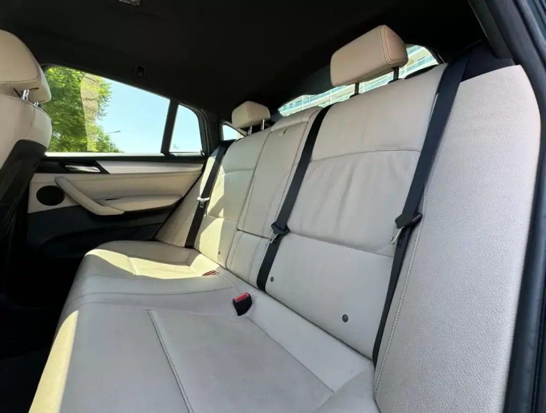 BMW X4 2017 - 33480 EUR, 187000 km - AUTO.MOTO.pt - 187000km - foto 35 de 42